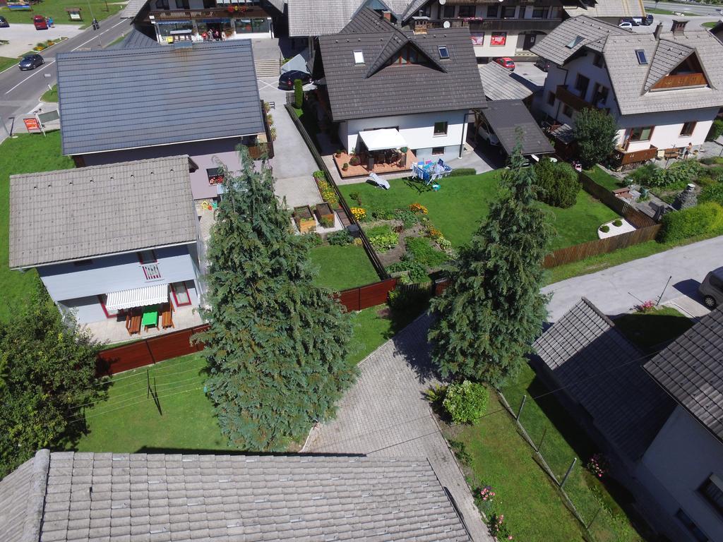 Apartments And Holiday Home Grohar Kranjska Gora Exterior foto